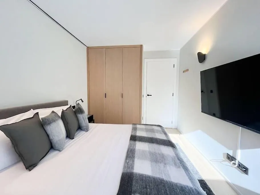 Atico Duplex De Lujo - Clasificacion 5 Estrellas - 8Pax - A Pie Del Centro - 2 Parkings L By Bonesvacances Andorra la Vella Apartment