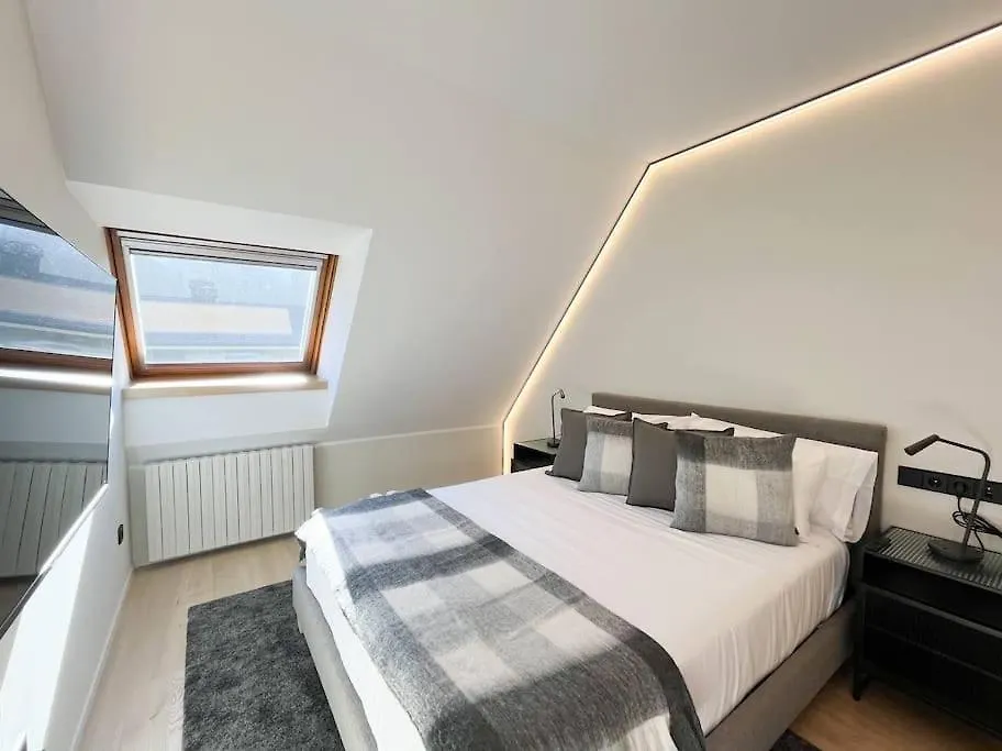 Atico Duplex De Lujo - Clasificacion 5 Estrellas - 8Pax - A Pie Del Centro - 2 Parkings L By Bonesvacances Andorra la Vella Apartment